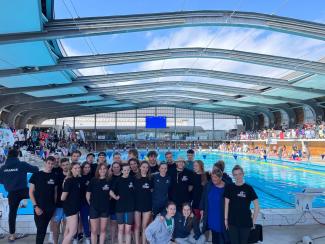 Photo : L'équipe de l'université d'Artois aux Championnats Universitaires 2023 de natation à Sète